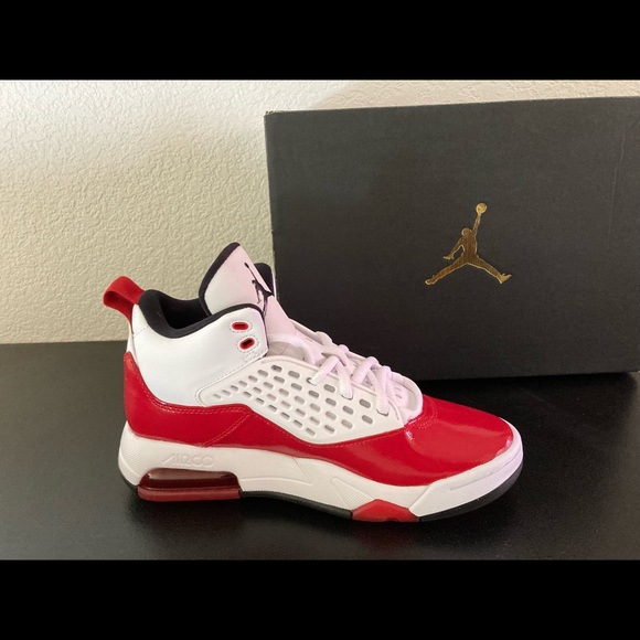 NEW NIKE AIR JORDAN MAXIN 200 (GS) SZ 5Y WHITE/BLACK-GYM RED-WHITE CD6123 106 - Picture 9 of 15